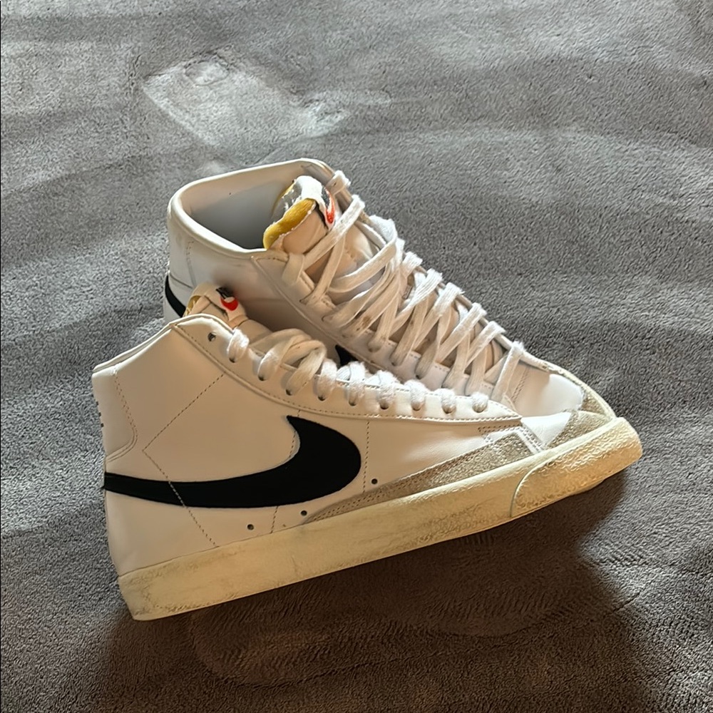 Nike Blazers (OG Colorway) Men Size 9